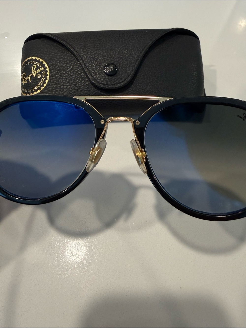 Ray-ban Classic Pilot in Black & Grey Gradiant